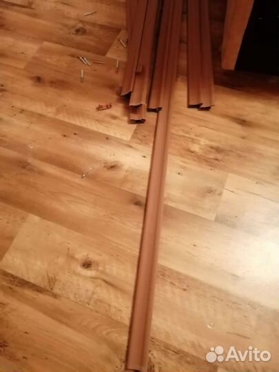 Плинтус напольный пластиковый