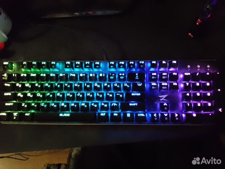 Игровая механическая клавиатура