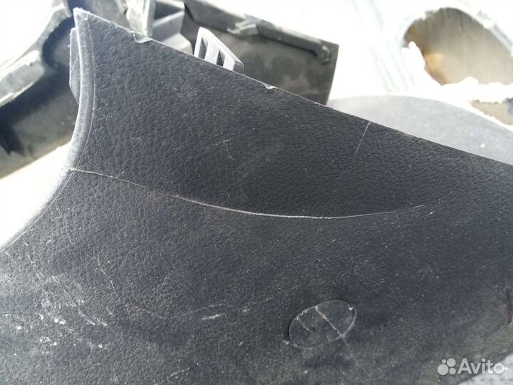 Подлокотник Mazda 6GG Мазда 6