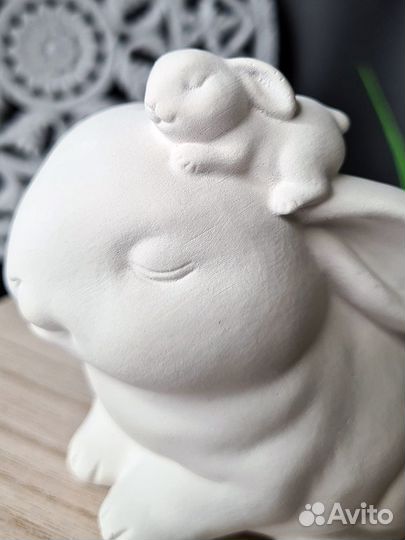 Кашпо статуэтка Зайка сувенир подарок, символ года