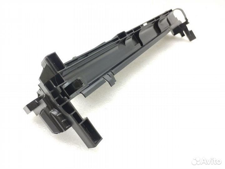 Рамка радиатора правая Mercedes-Benz E-Class S213