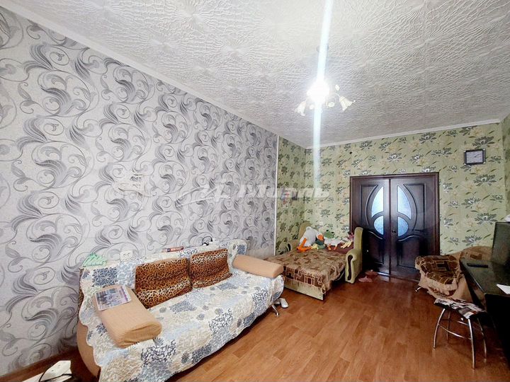 3-к. квартира, 68 м², 1/4 эт.