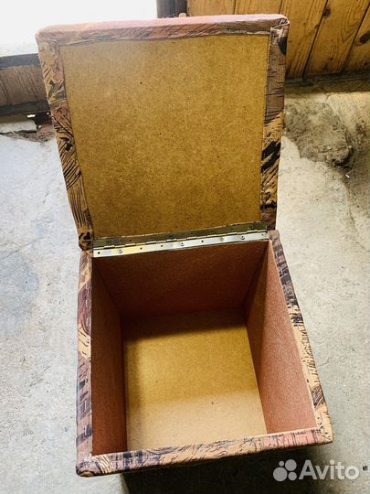 Банкетка пуфик