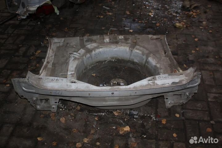 Панель задняя Ford Focus 2