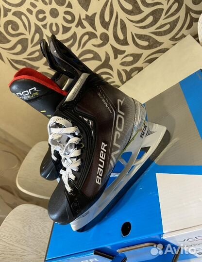 Хоккейные коньки bauer vapor hyperlite