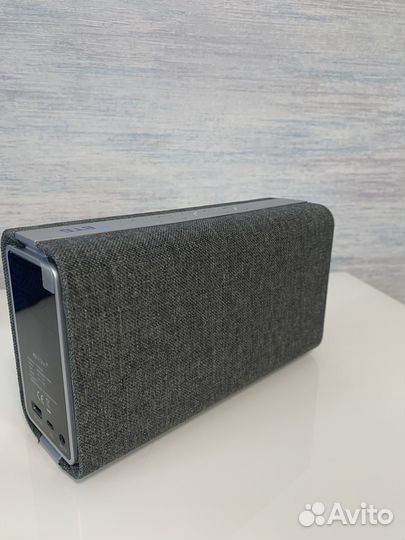 Колонка - powerbank с микрофоном xddesign