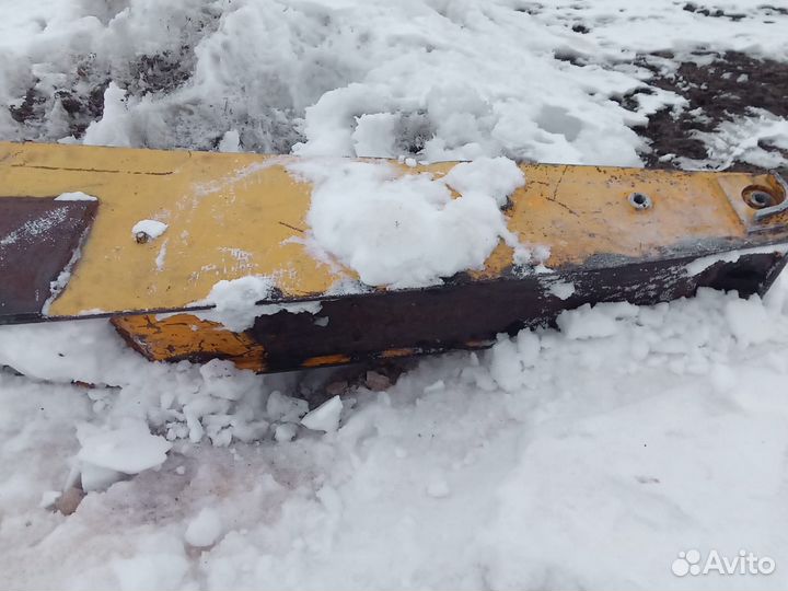 Стрела экскаватора JCB 3 CX