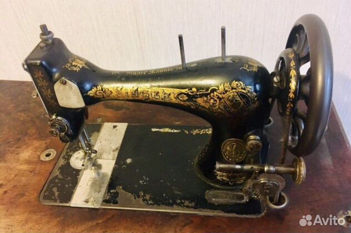Швейная машина Singer