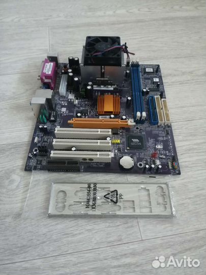Материнская плата с процессором