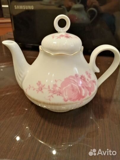 Чайный сервиз на 6 персон