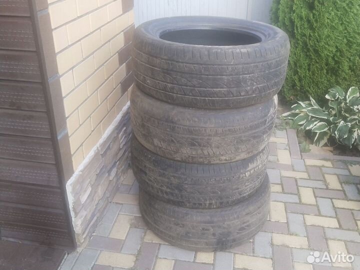 Dunlop Grandtrek AT1 285/50 R20