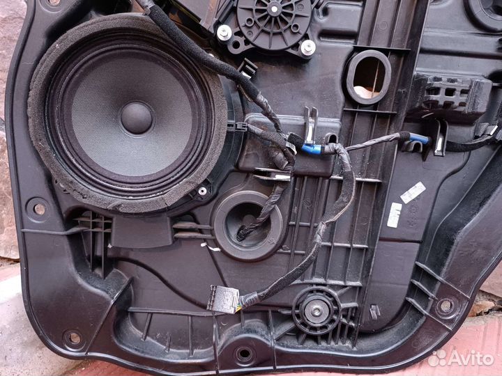 Стеклоподъемник и замок задн.прав.дверь Киа Сид JD