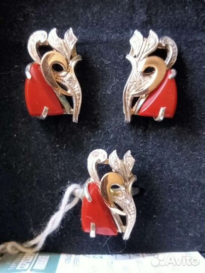 Серебряный комплект