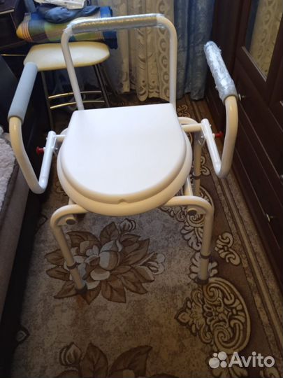 Кресло туалет для пожилых