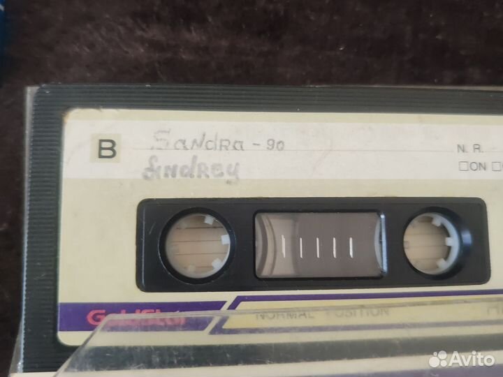 Аудиокассеты и диски