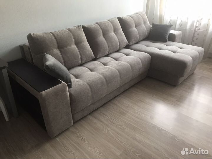 Диван угловой
