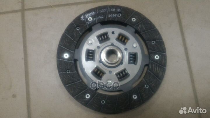 Комплект сцепления зеленая коробка 821071 Valeo