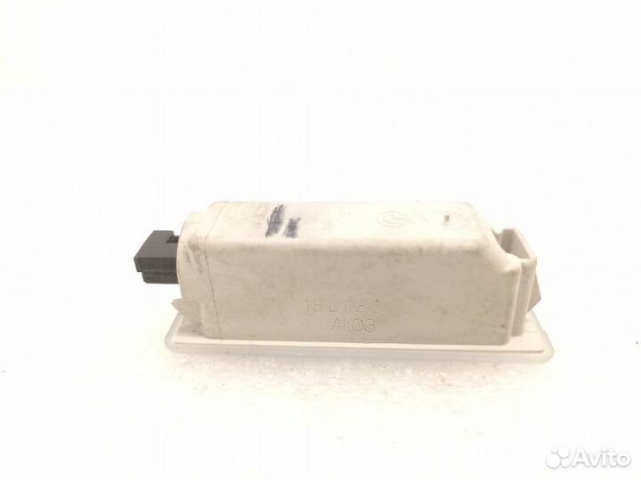 Плафон подсветки багажника Bmw 5-Series F10