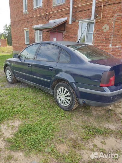 Volkswagen Passat 1.8 МТ, 1998, 335 000 км