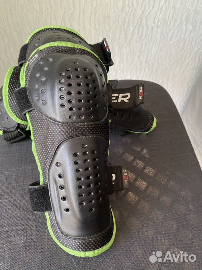 Мотозащита наколенники Hizer