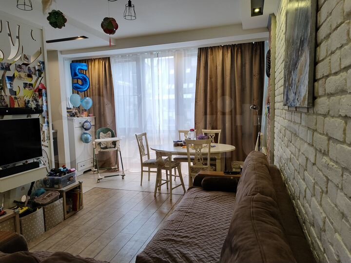 4-к. квартира, 117 м², 2/5 эт.
