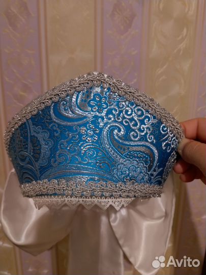 Продам костюм Снегурочки детский