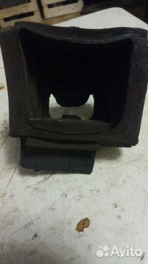 Чехол, пыльник на Renault JH3 540 LADA