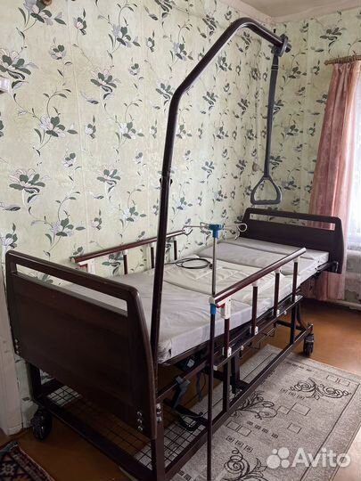 Кровать для лежачих больных