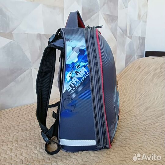 Рюкзак школьный для мальчика с ортоспинкой