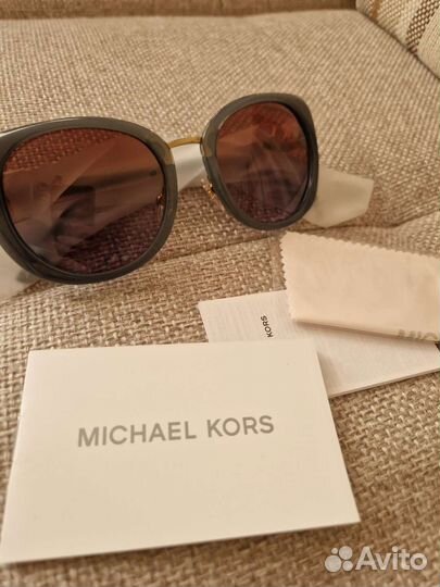 Новые очки Michael Kors
