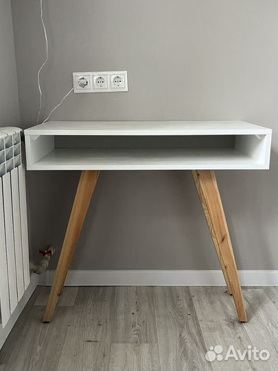 Туалетный столик