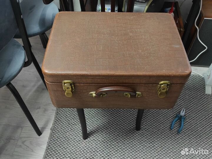 Проигрыватель Яуза 1956год