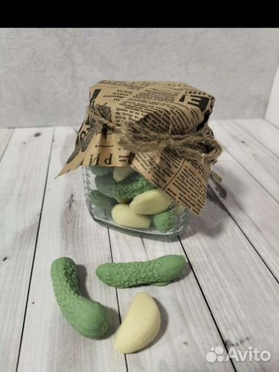 Шоколадный подарок/ огурцы из шоколада