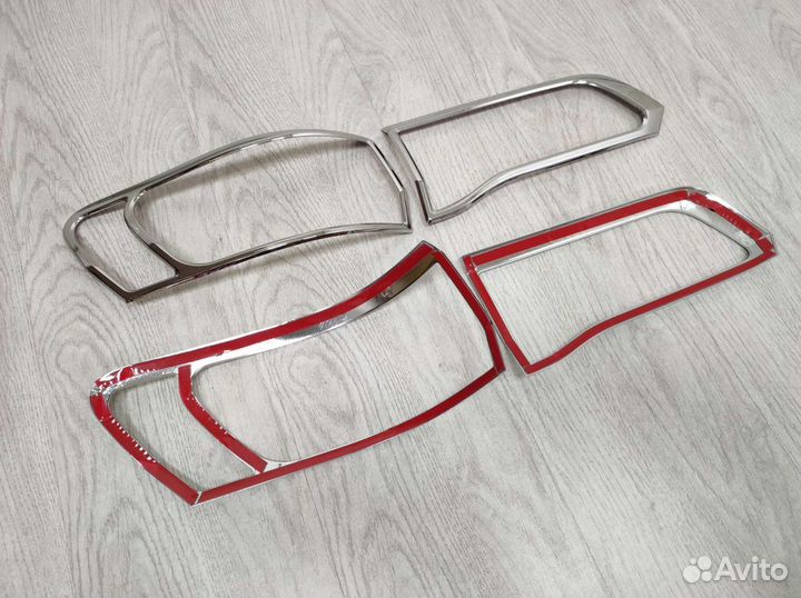 Окантовки задних фонарей хром Jeep grand Cherokee
