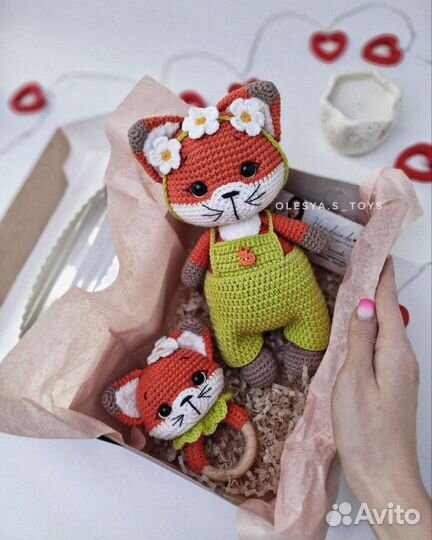Вязаный набор Лисички ручная работа