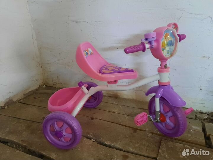 Трехколесный велосипед