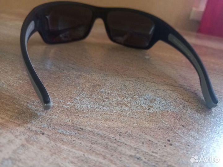 Солнечные очки мужские