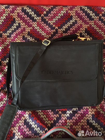 Сумки кейсы для ноутбука