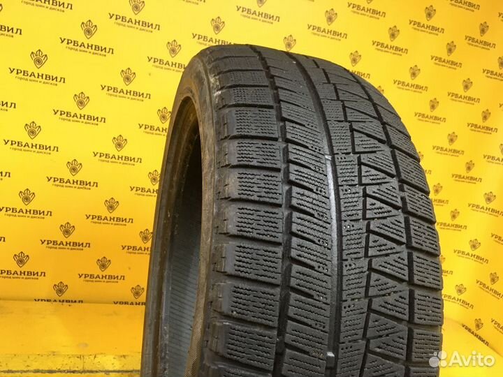 Bridgestone Blizzak Revo GZ 215/50 R17 91S