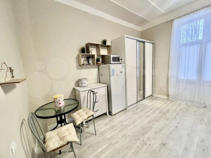 Комната 22 м² в 4-к., 1/2 эт.