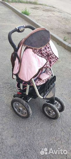 Прогулочная коляска трость