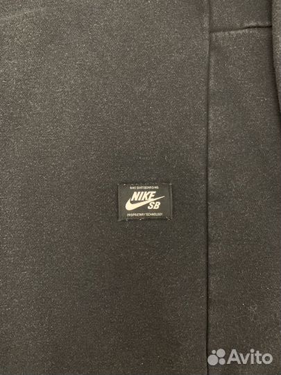 Женский свитшот Nike SB