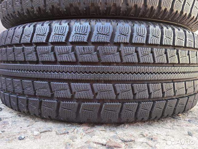 Toyo Observe Garit G30 215/60 R16 95Q