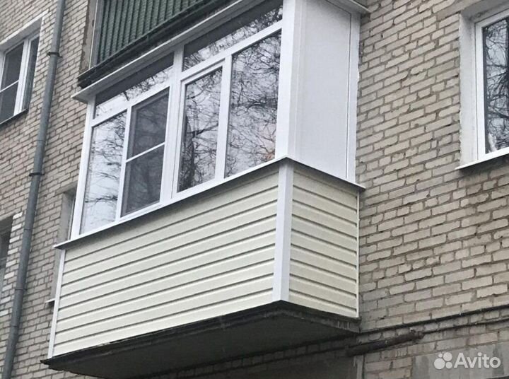 Остекление балконов и лоджий в рассрочку R9801