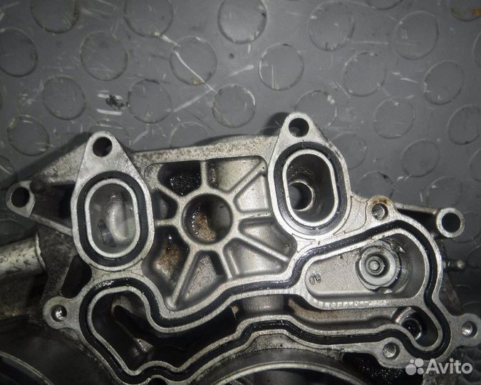 Audi Q5 Кронштейн масляного фильтра