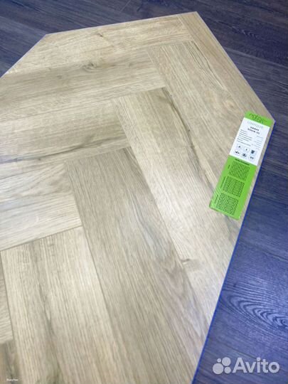 Виниловая плитка / Виниловый пол