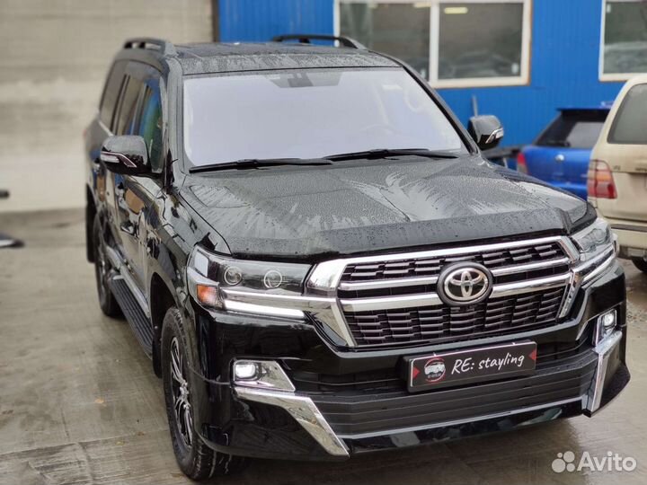 Решетка радиатора Lounge 21 Land Cruiser 200 TY201