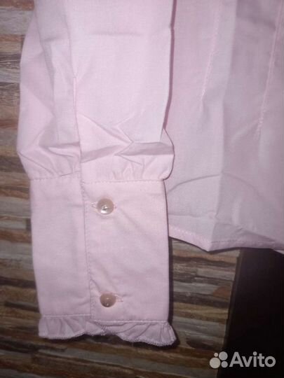 Новые школьные блузки 140-146 см