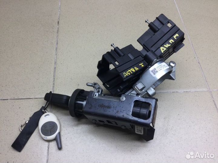 Замок зажигания Opel Astra J A14NET 2012