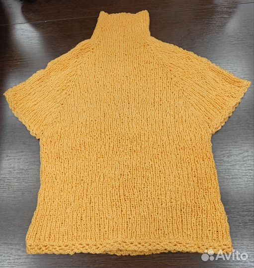 Жилетка безрукавка водолазка без рукавов